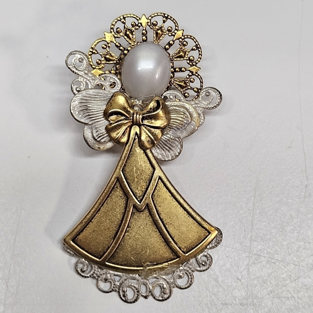 VINTAGE Multi-Tone Faux Pearl Angel Brooch Pin Christmas